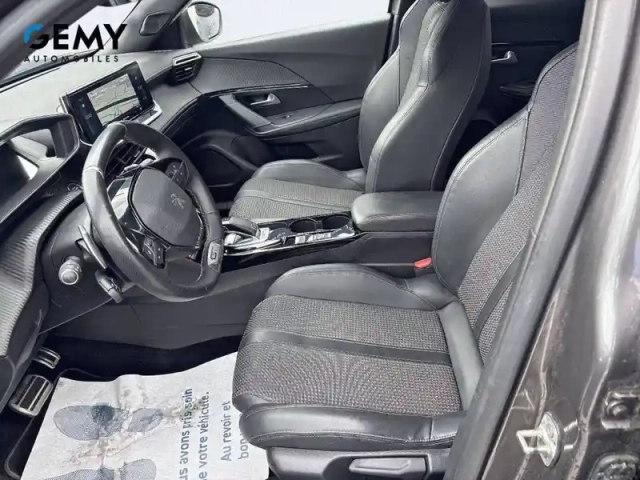 Peugeot 2008 puretech 130 s&amp;s eat8 — photo 9