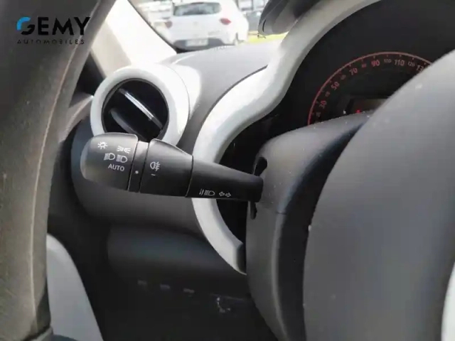 Renault Twingo iii sce 65 — photo 16