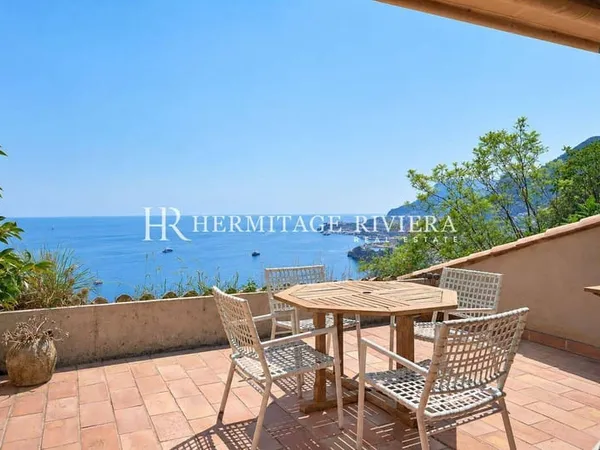 Maison 5 pièces 317 m²