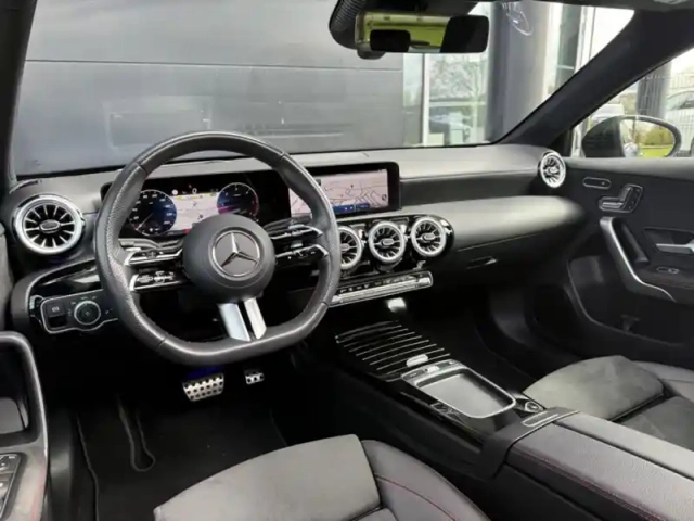 Mercedes Classe A 200 d 150ch amg line 8g-dct — photo 26