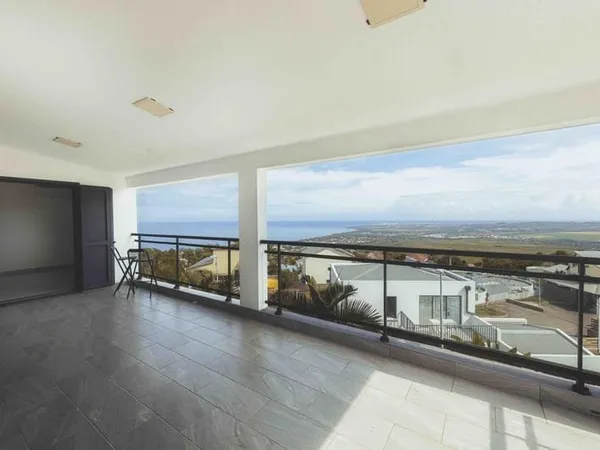 VILLA T5 | VUE OCEAN | DEPENDANCE | PISCINE