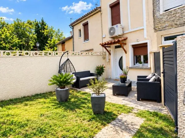 Maison avec jardin privatif