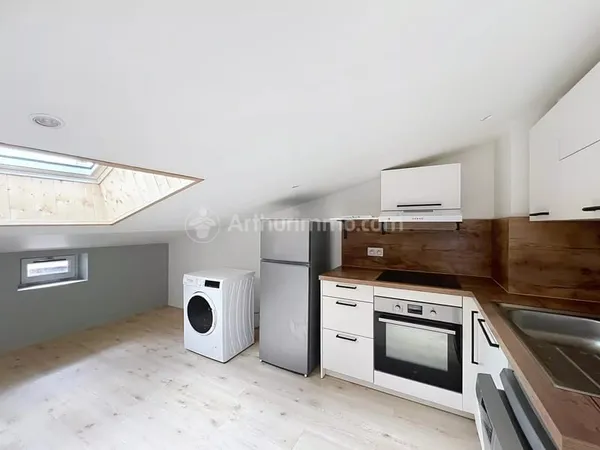 APPARTEMENT T2 EQUIPE - 50 M² - JAUDE