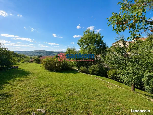 Maison 5 pièces 145 m²