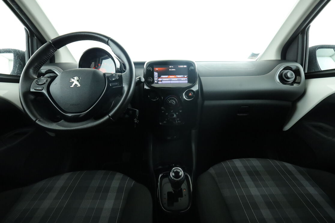 Peugeot 108 1.0 VTi Style ETG5 — photo 11