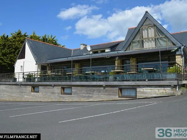 Vue mer exceptionnelle  Ensemble immobilier avec restau....