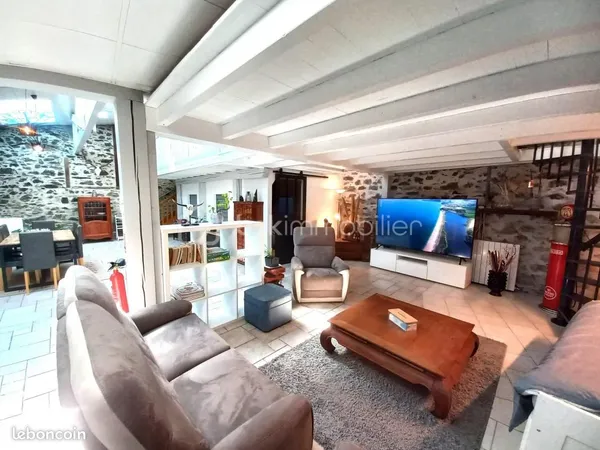 Loft 9 pièces 230 m²