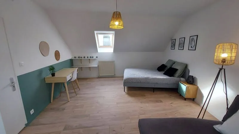 Photo 1