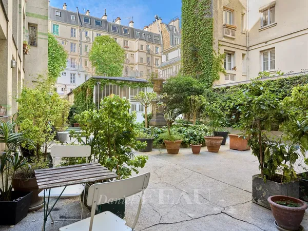 Paris XVIIe - Rue de Lévis - Villiers