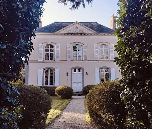 Maison 8 pièces 180 m²
