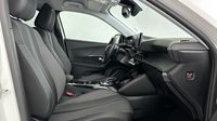 Peugeot 2008 1.5 BlueHDi 130ch S&S Allure Pack EAT8 — photo 15