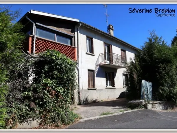 Maison de 116 m², 5 pièces, grand atelier, garage, terrain de 1000m² SAINT REMY SUR DUROLLE (63)
