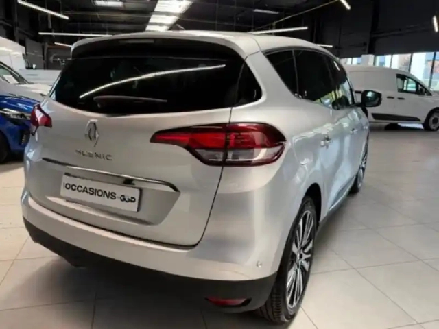 Renault Scenic 1.6 dci 160ch energy initiale paris edc — photo 6