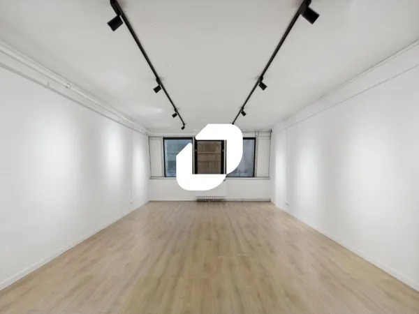 Bureaux 47 m²