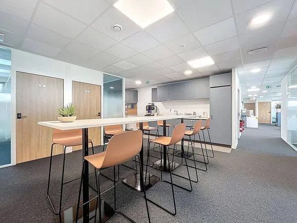 Bureau 30 m²