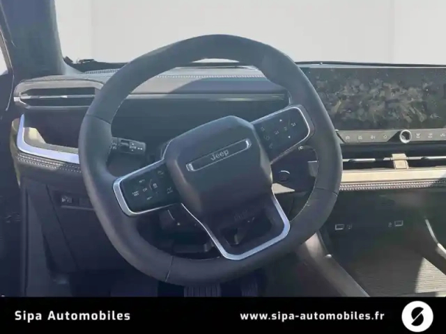 Jeep Compass 157 kw 4x2 — photo 14