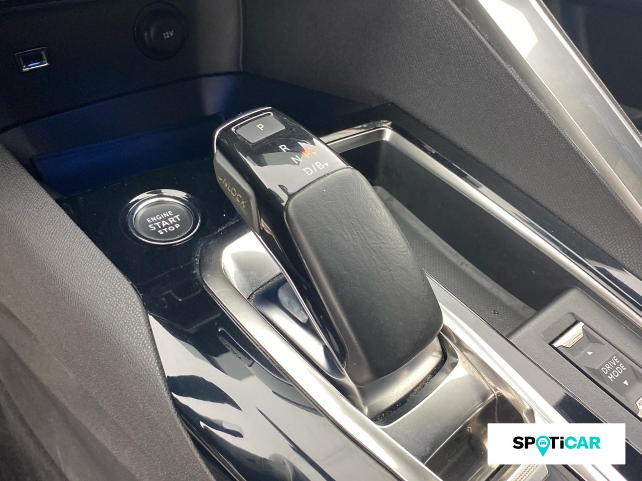Peugeot 3008 hybrid 225ch gt e-eat8 — photo 14