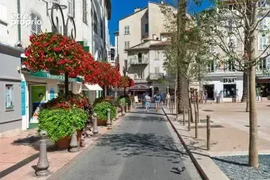 Vieil antibes superbe snack sandwicherie top emplacement