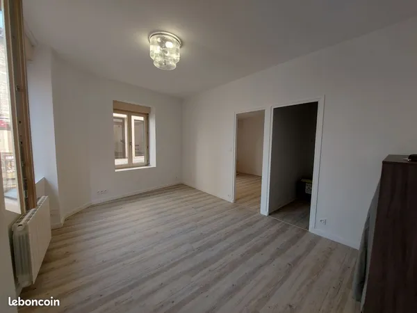 Appartement refait à neuf Chazay d'azergues