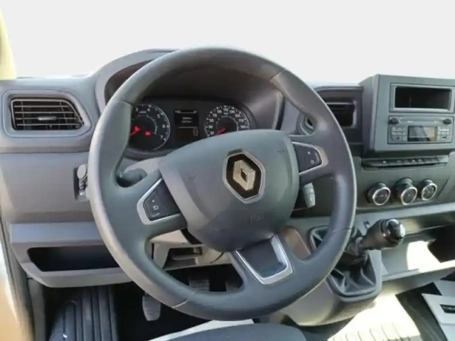 Renault Master fg f3500 l2h2 2.3 blue dci 135ch confort euro6e — photo 15