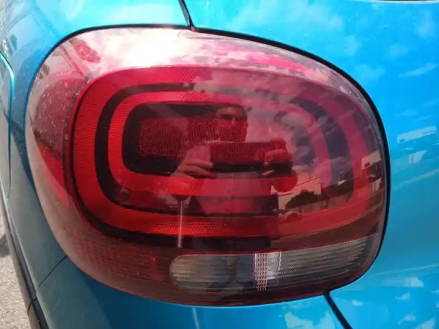 Citroën C3 bluehdi 100 s&amp;s bvm5 — photo 17