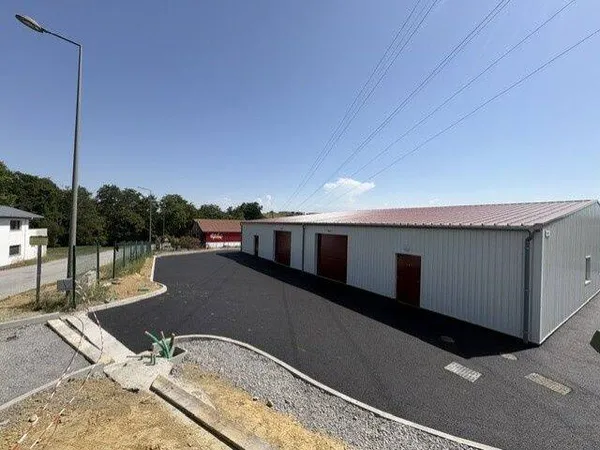 Local commercial 480 m²