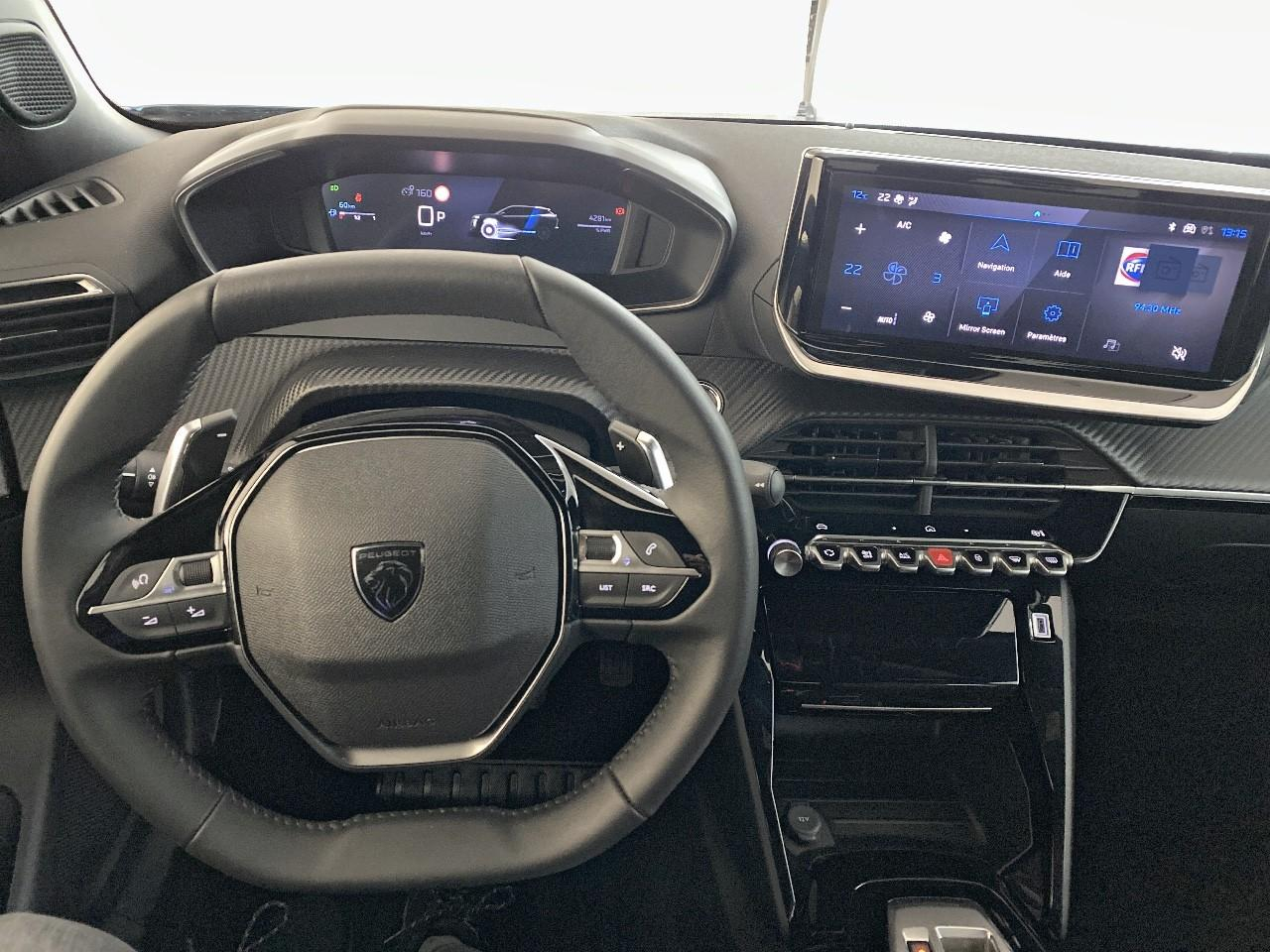 Peugeot 2008 hybrid 145 ch e-dcs6 allure — photo 15