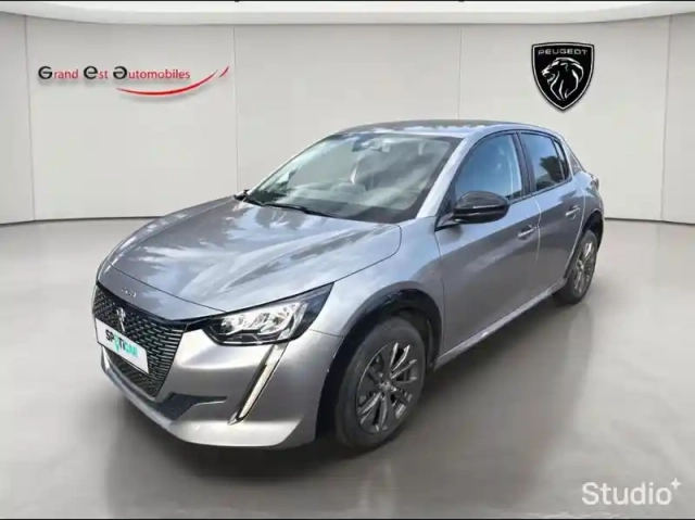 Peugeot 208 e- 136ch style