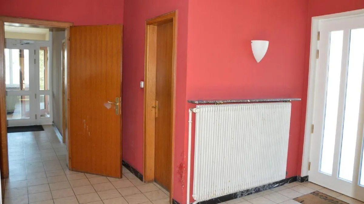 Photo 3