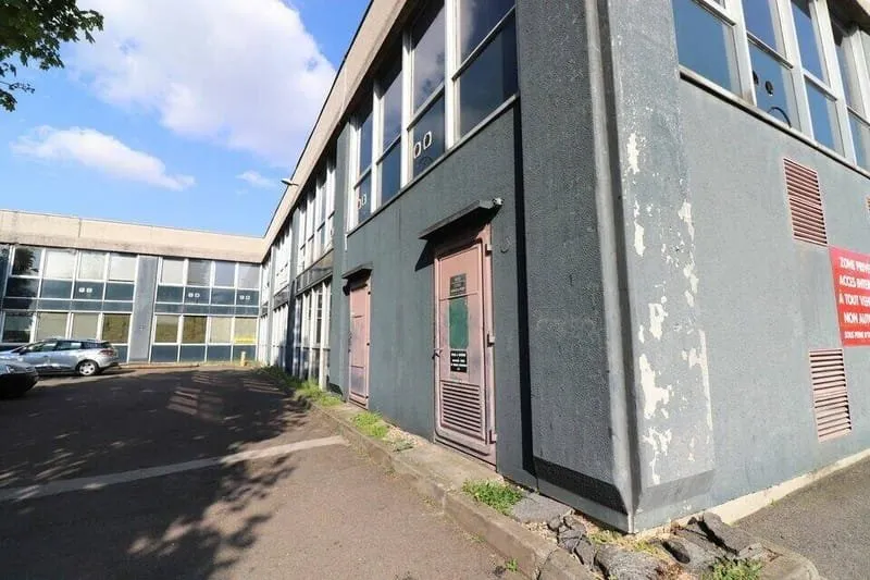 Photo 2