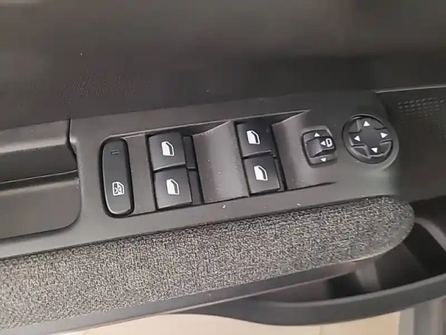 Citroën C3 Aircross puretech 110 s&amp;s bvm6 — photo 24