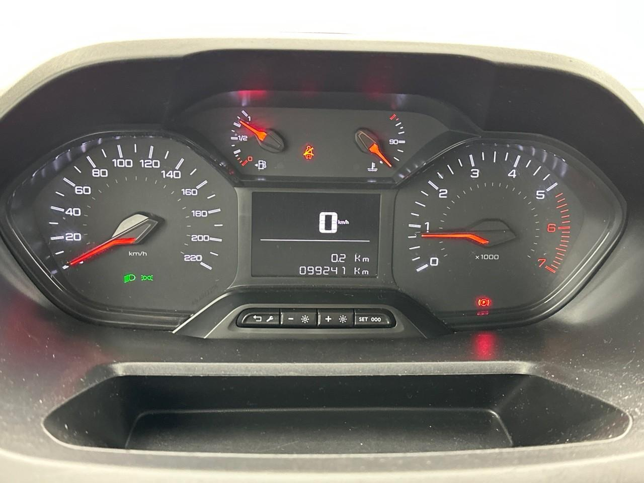 Peugeot Partner fourgon standard 650 kg bluehdi 100 s&s bvm6 premi — photo 19