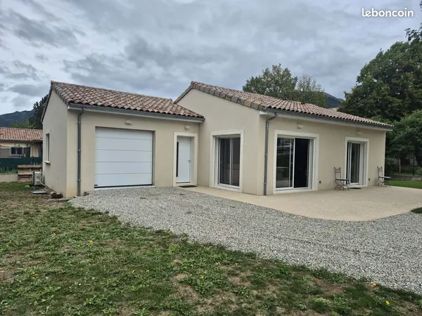 Villa 4 pièces 80 m²