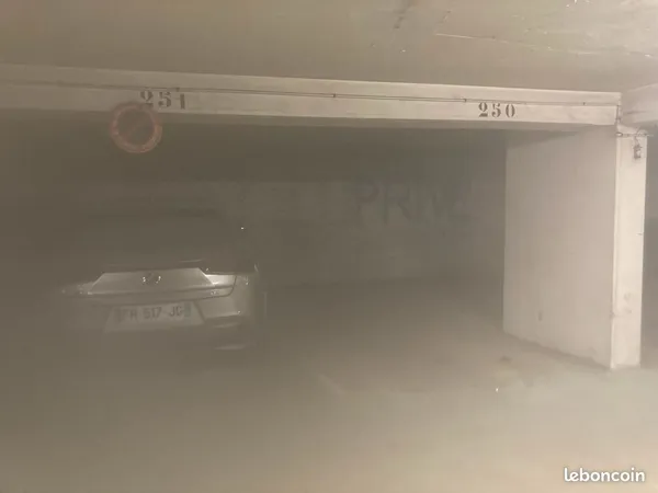 Location place de parking