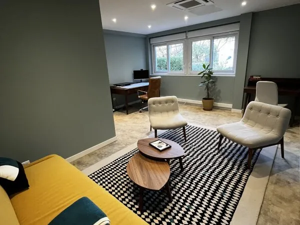 Loue bureau 20m² centre d'Aix