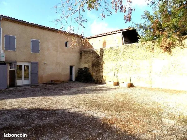 Maison 8 pièces 200 m²
