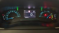 Peugeot 2008 1.2 Hybrid 145ch Style e-DCS6 — photo 10
