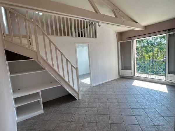 Appartement 43m² + mezzanine a louer