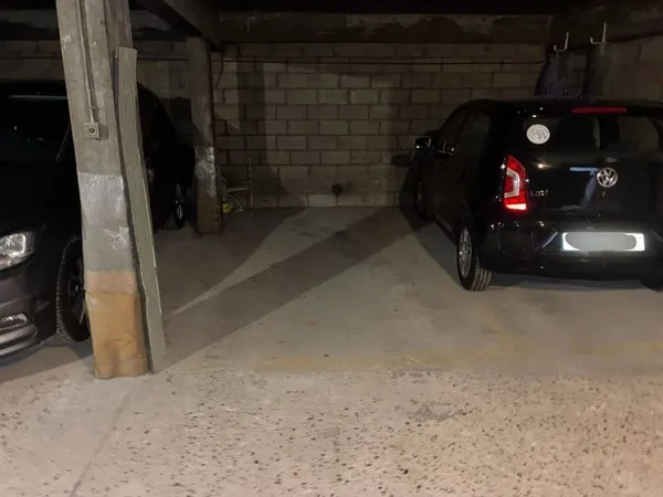 Parking 10 m²