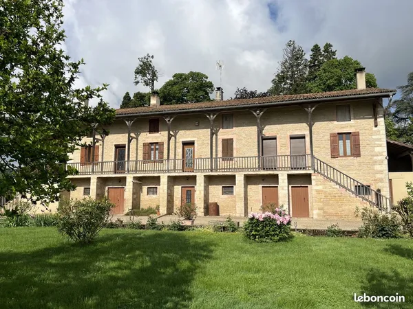 Maison 7 pièces 165 m²