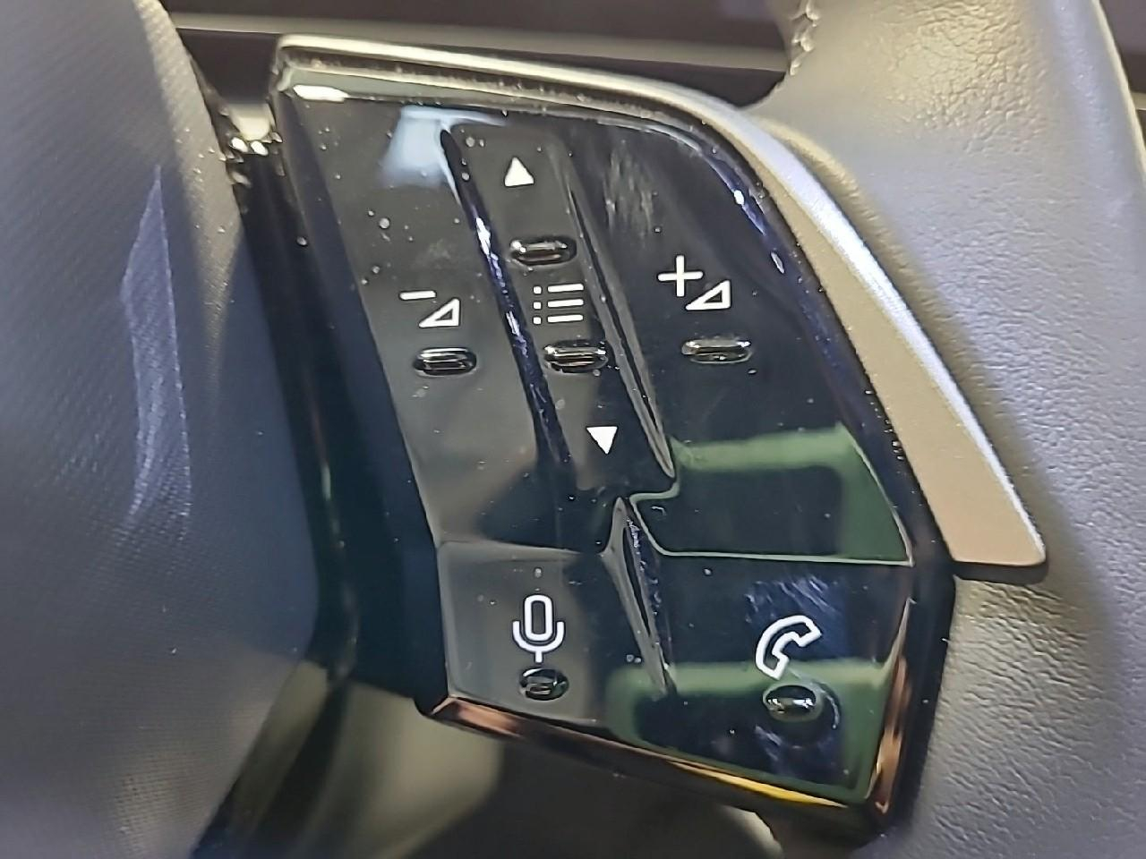 Peugeot 5008 1.2 hybrid 145 e-dcs6 allure — photo 20