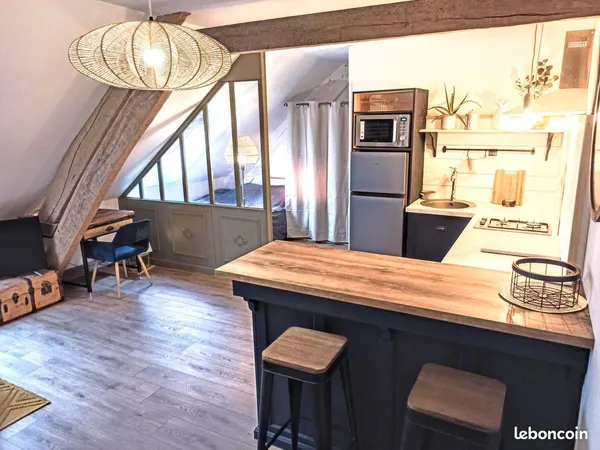 A louer, appartement entièrement rénové, meublé et équipé