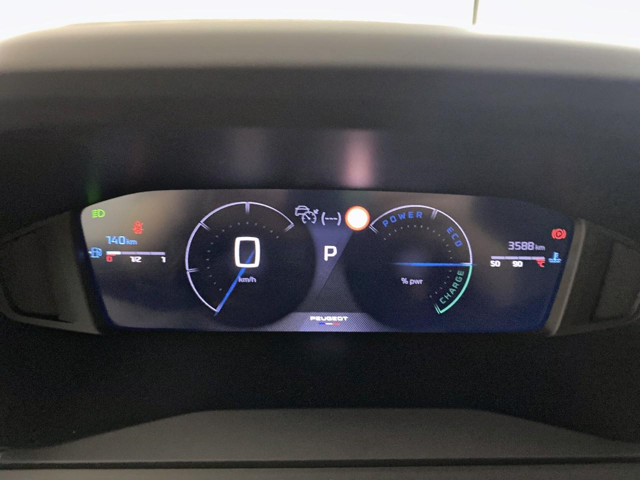 Peugeot 2008 hybrid 145 ch e-dcs6 allure — photo 13