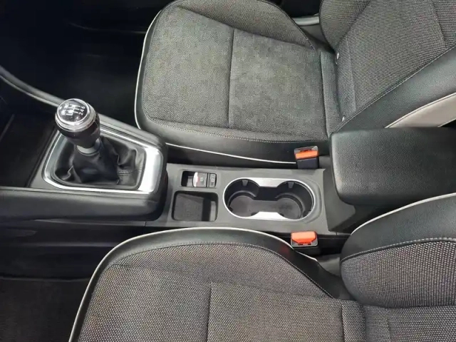 Renault Captur tce 100 gpl - 21 — photo 22