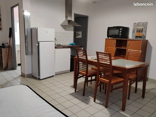 Idéal étudiant : studio meublé tout proche gare d'Épinal