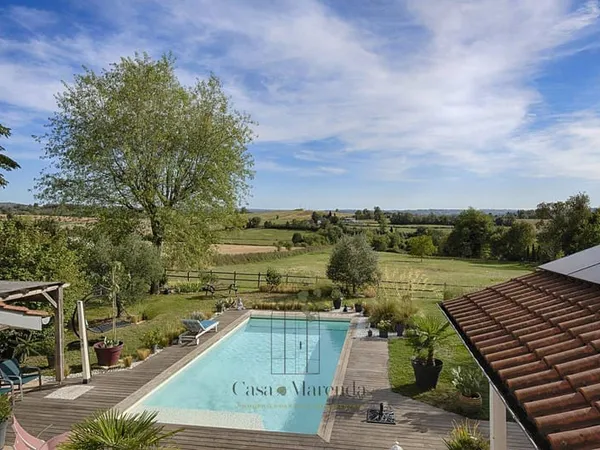 Maison 6 pièces 183 m²