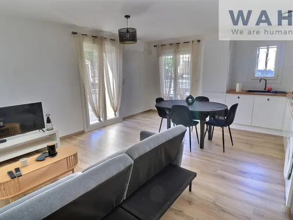 Appartement rénové 2P 42 m2 en RDC Lunel 34400