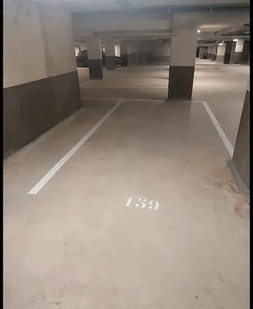 Parking serris magellan