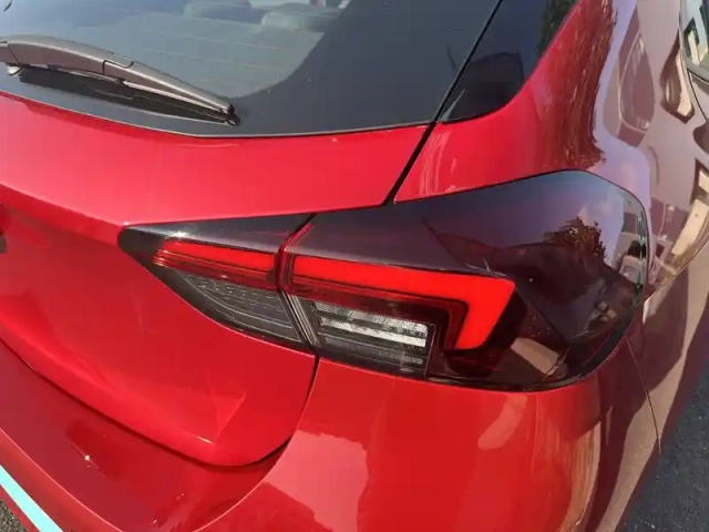 Opel Corsa 1.2 turbo 130 ch bva8 — photo 3