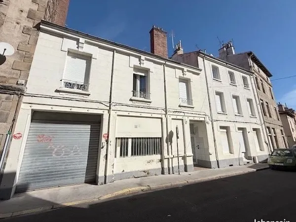 Local 223 m² Saint-Étienne